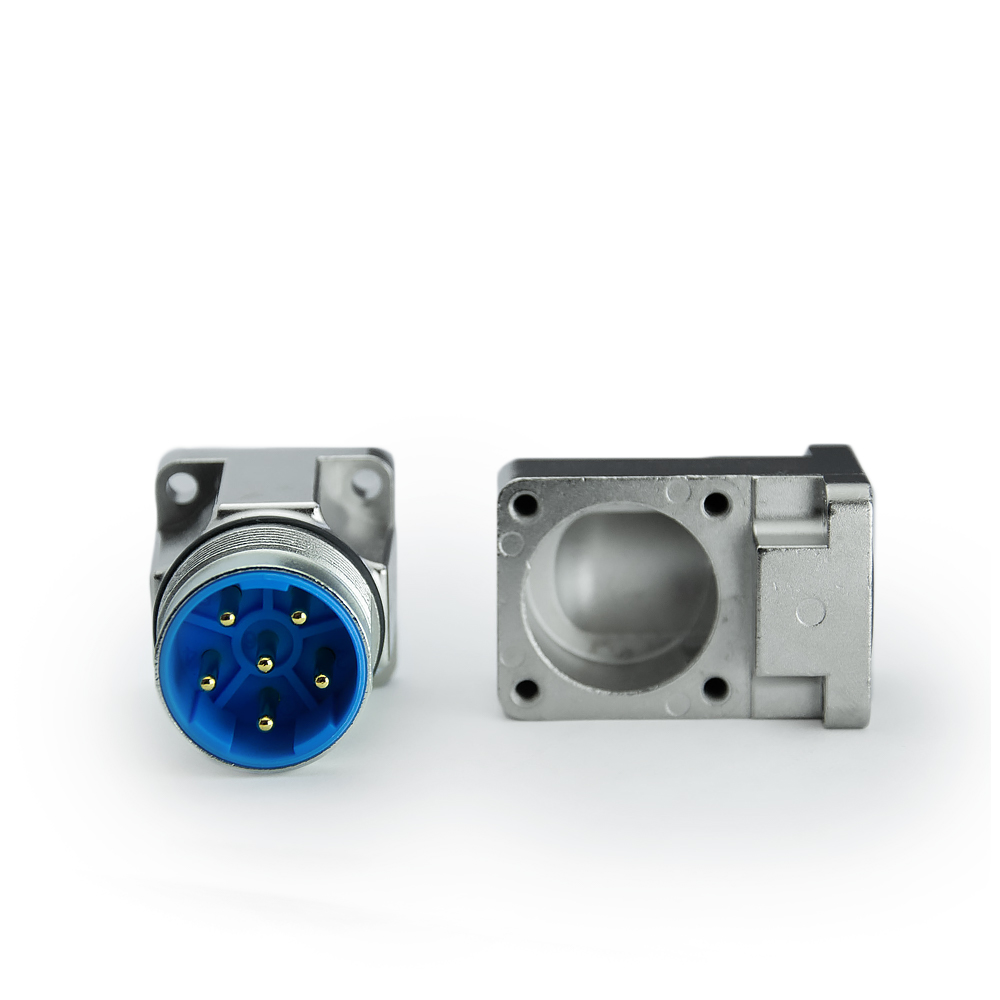 M23 Stecker 6P, Power Flanschstecker, Crimpanschluss inkl. Kontakte, Front Verschraubung, gewinkelt, ohne Leitung
